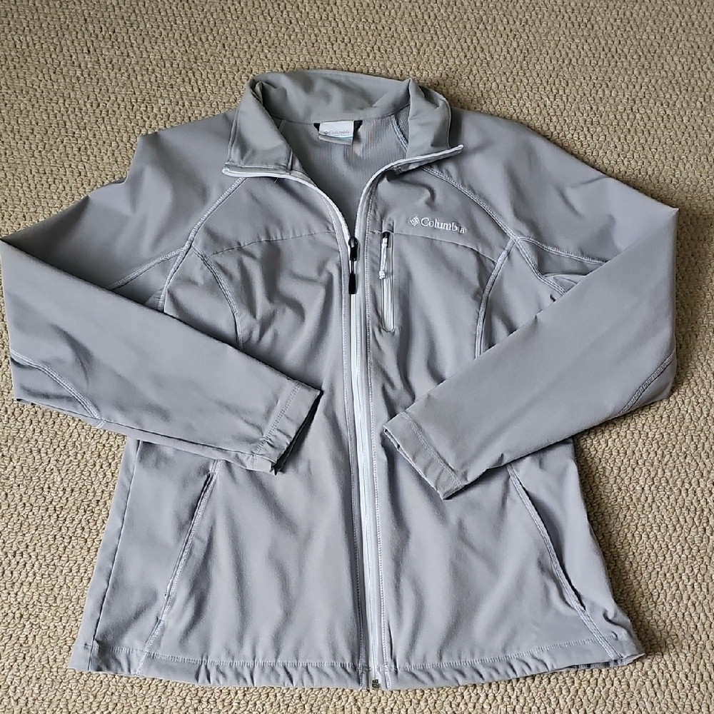 Columbia Women's Softshell Jacket Sz L